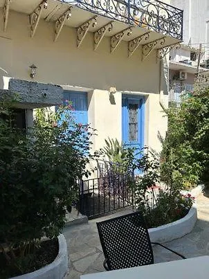 度假居 The -300 -a Centrally Located Heritage