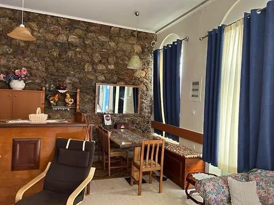 The -300 -a Centrally Located Heritage * Sparta